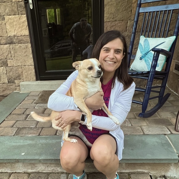 Meet your Posher, Cindy - Picture 1 of 1